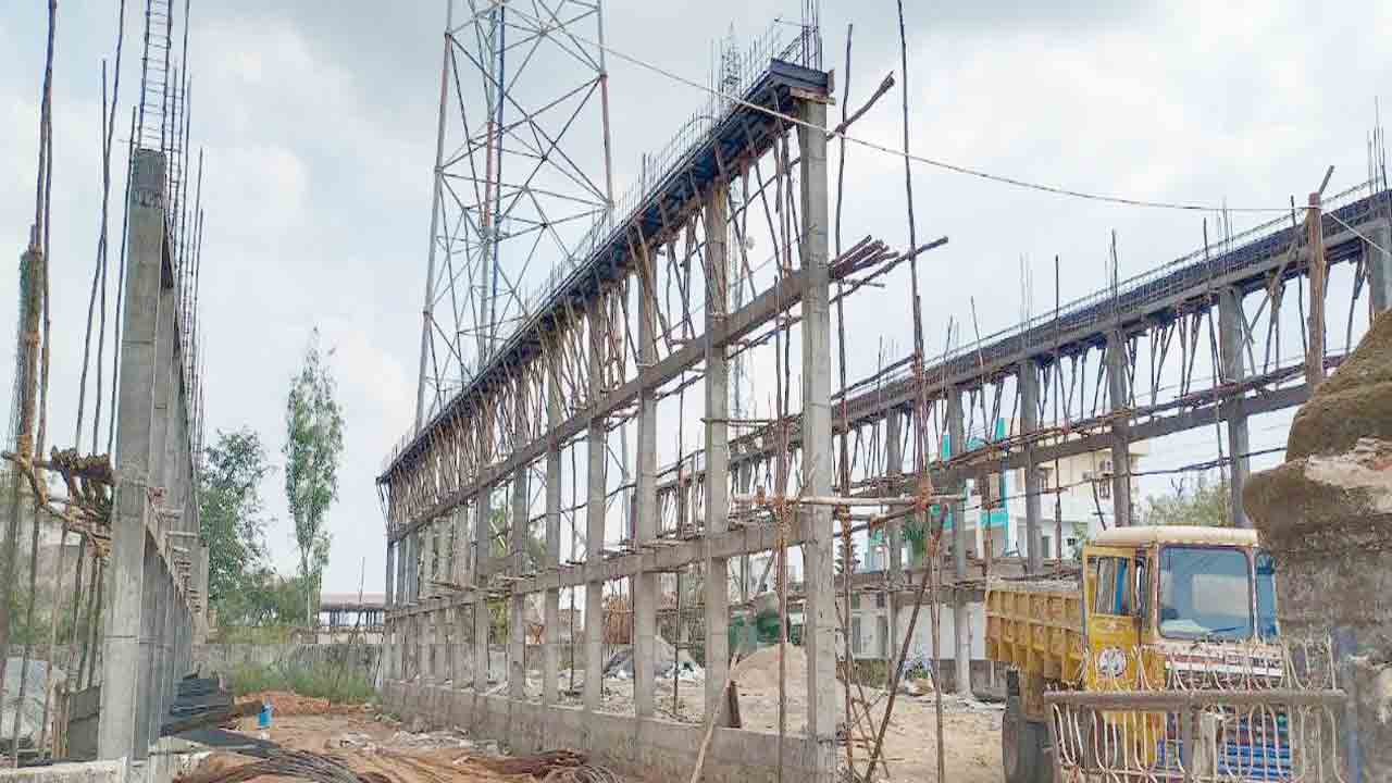 చురుగ్గా సమీకృత మార్కెట్‌ పనులు