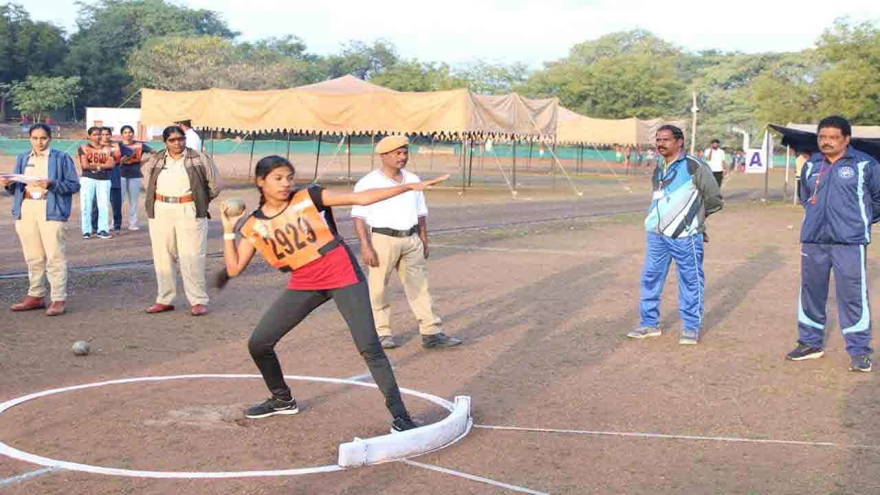 ‘క్వాలిఫై’లో మహిళా అభ్యర్థులే టాప్‌