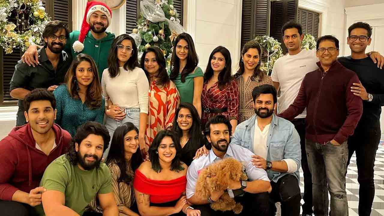 Christmas | ఒకే ఫ్రేమ్‌లో మెగా-అల్లు ఫ్యామిలీ.. పిక్‌ వైరల్‌..!