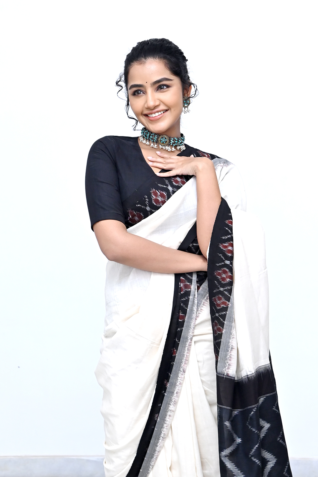 Anupama Parameswaran at 18 Pages Movie Interview