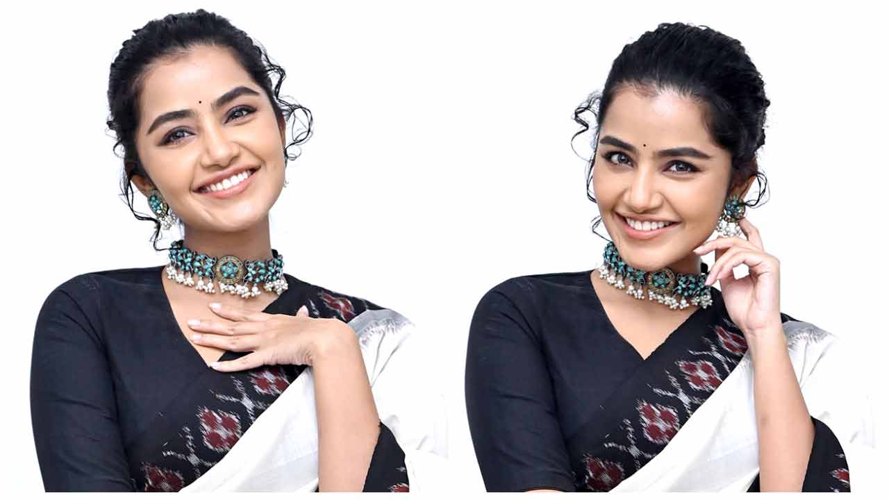 Anupama Parameswaran | 18 పేజెస్ మూవీ ఇంటర్వ్యూలో అనుపమ పరమేశ్వరన్..