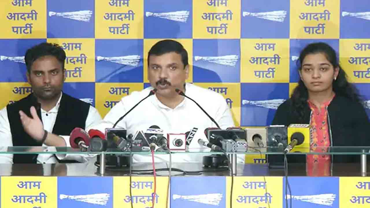 మా కౌన్సిలర్లను కొనేందుకు బీజేపీ ప్రయత్నిస్తోంది: ఆప్‌