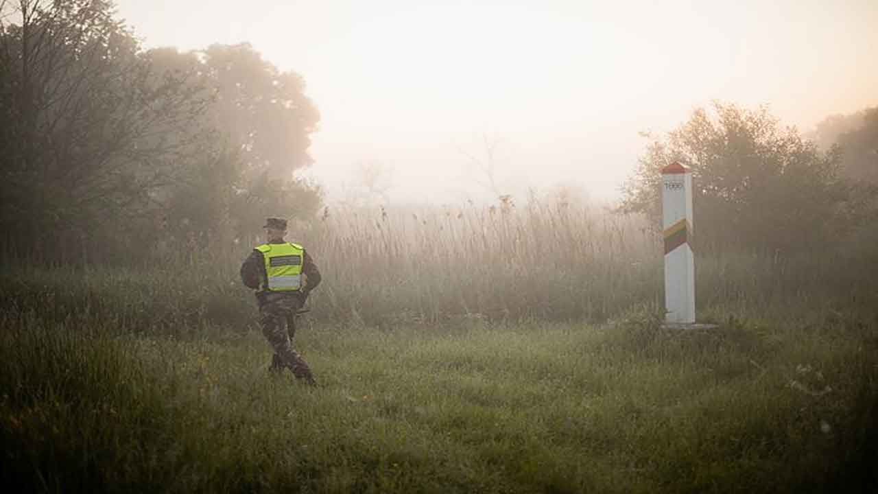 BSF Jawan@ PAK | పాకిస్తాన్‌లోకెళ్లిన మరో బీఎస్‌ఎఫ్‌ జవాన్‌.. పొగమంచుతో కనిపించని జీరో లైన్‌