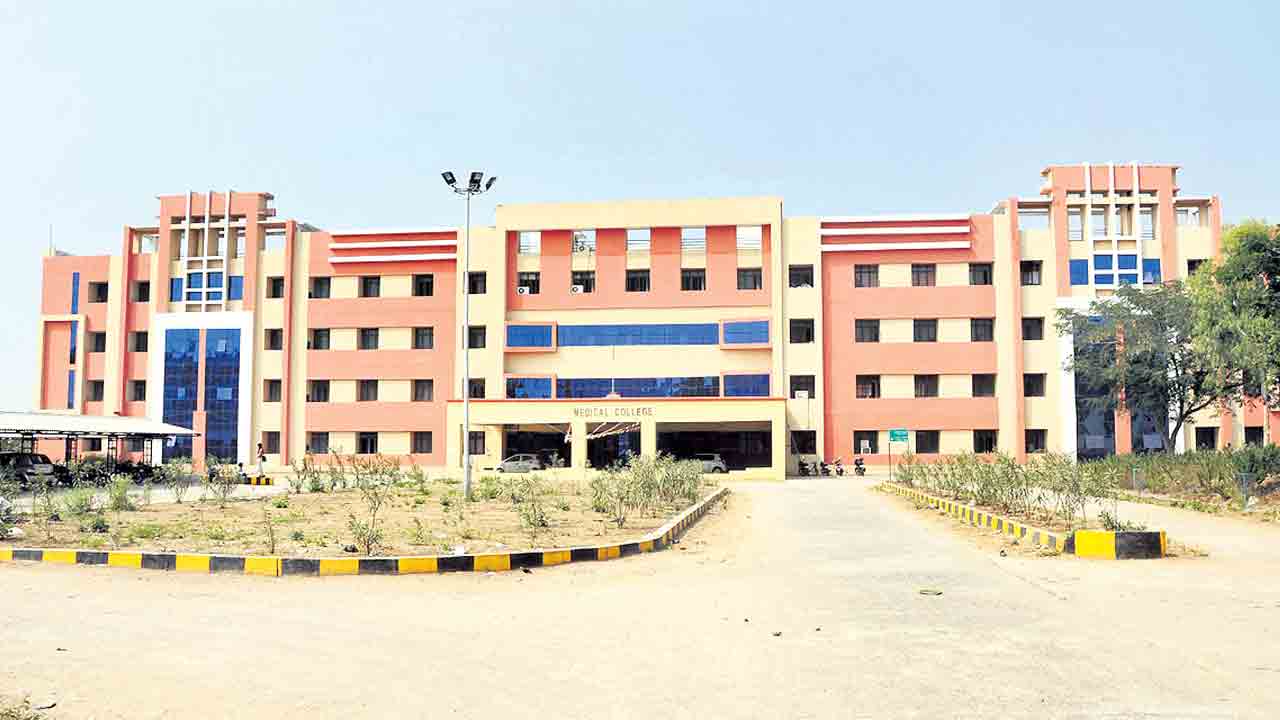 పెరిగినపీజీ సీట్లు