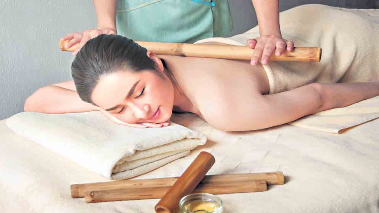 ఎదురు లేని.. వెదురు మసాజ్‌!