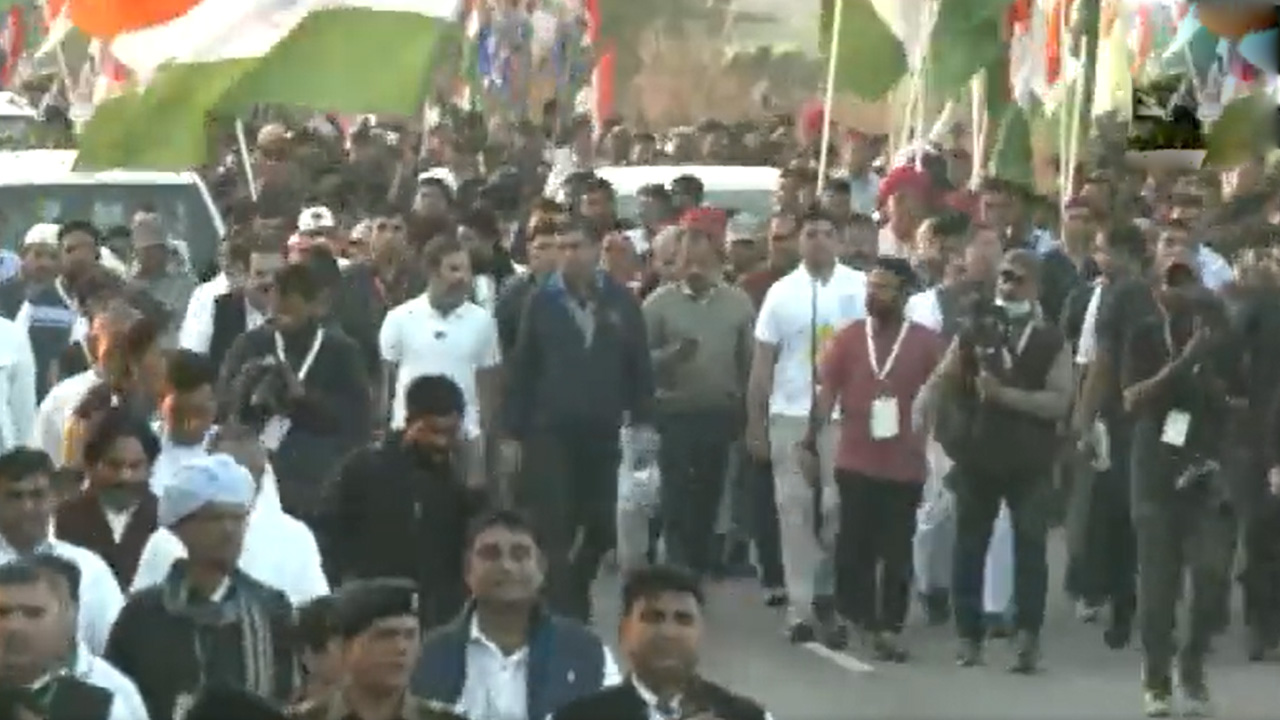 రాహుల్‌గాంధీ భారత్ జోడో యాత్రలో ఆర్బీఐ మాజీ గవర్నర్‌.. వీడియో