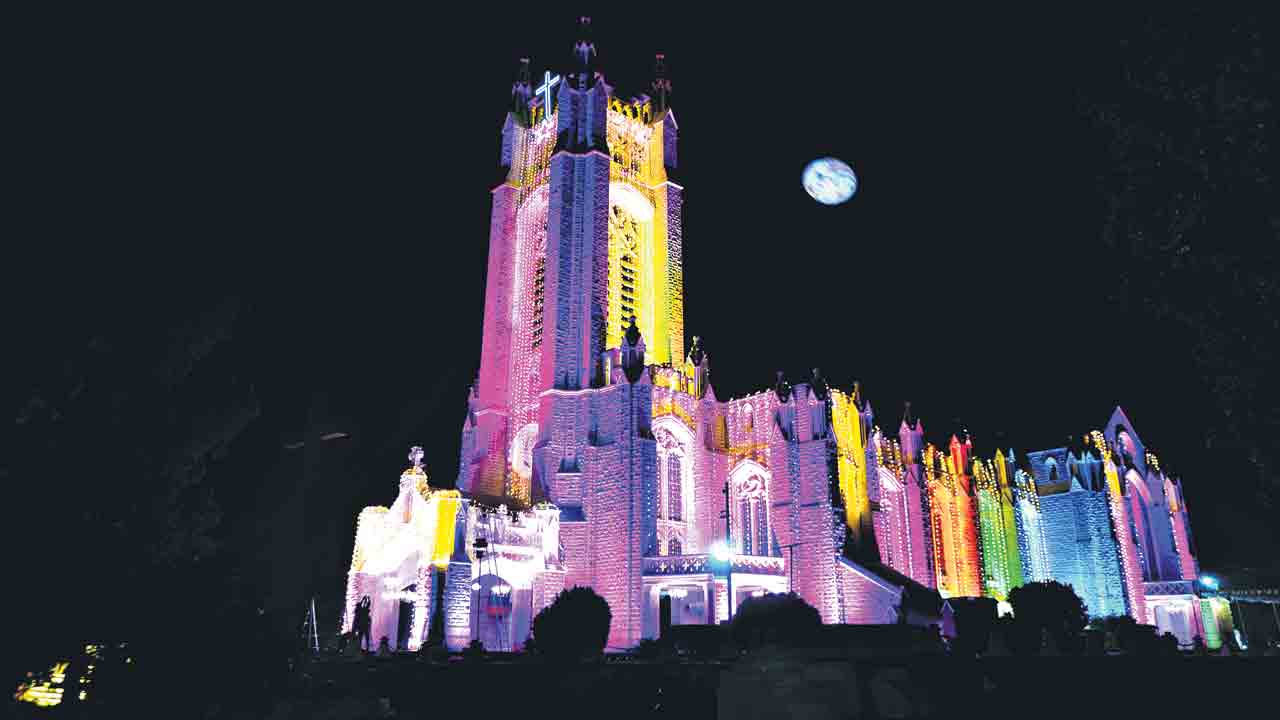 క్రిస్మస్‌కు ముస్తాబు