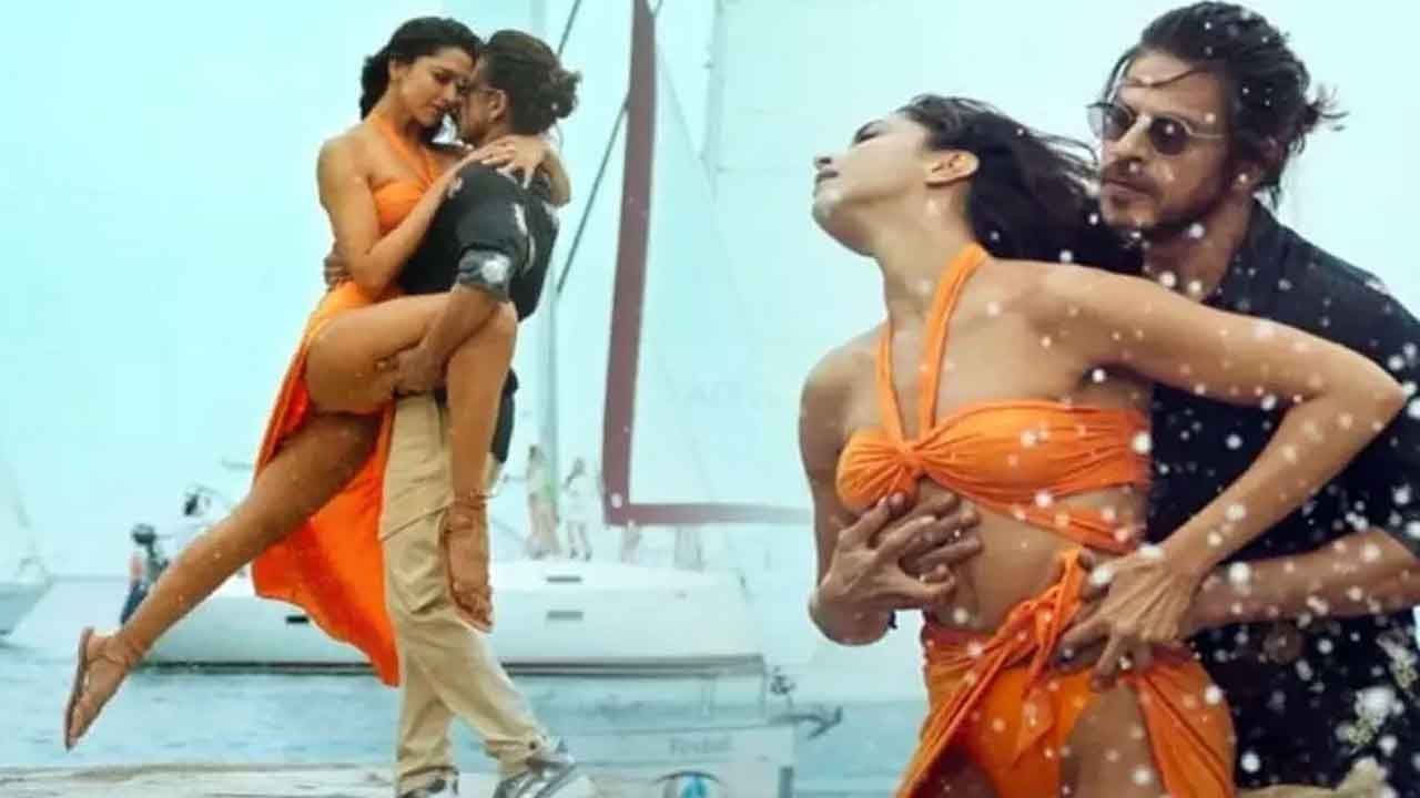 Censor @ Besharam Rang | బేషరమ్‌ రంగ్‌ పాటపై సెన్సార్‌ అభ్యంతరం.. మార్పులు చేయాలని పఠాన్‌ నిర్మాతకు ఆదేశం