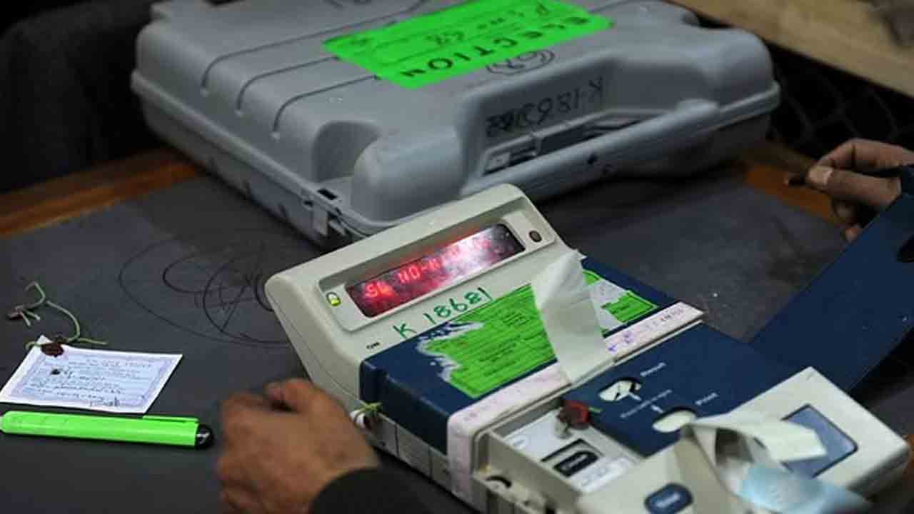 ఎక్కడి నుంచైనా ఓటు వేసేలా.. వలస ఓటర్ల కోసం రిమోట్‌ ఓటింగ్‌ మిషన్‌