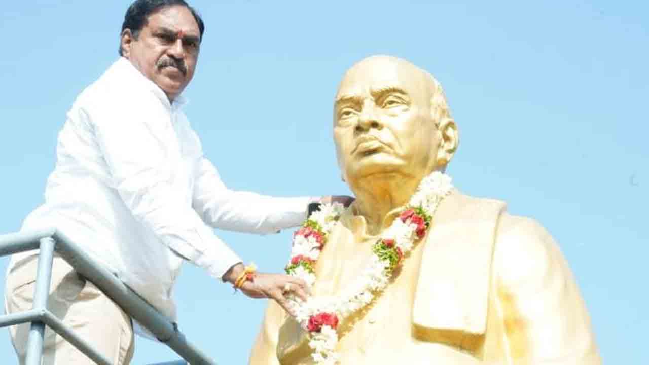 దేశ ప్రతిష్టను పెంచిన గొప్ప నాయకుడు పీవీ నరసింహారావు: మంత్రి ఎర్రబెల్లి