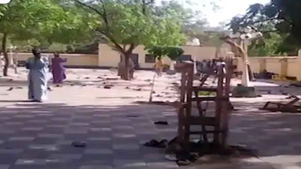 Nigeria firing | నైజీరియా మసీదులో కాల్పులు, ఇమామ్‌ సహా 12 మంది మృతి