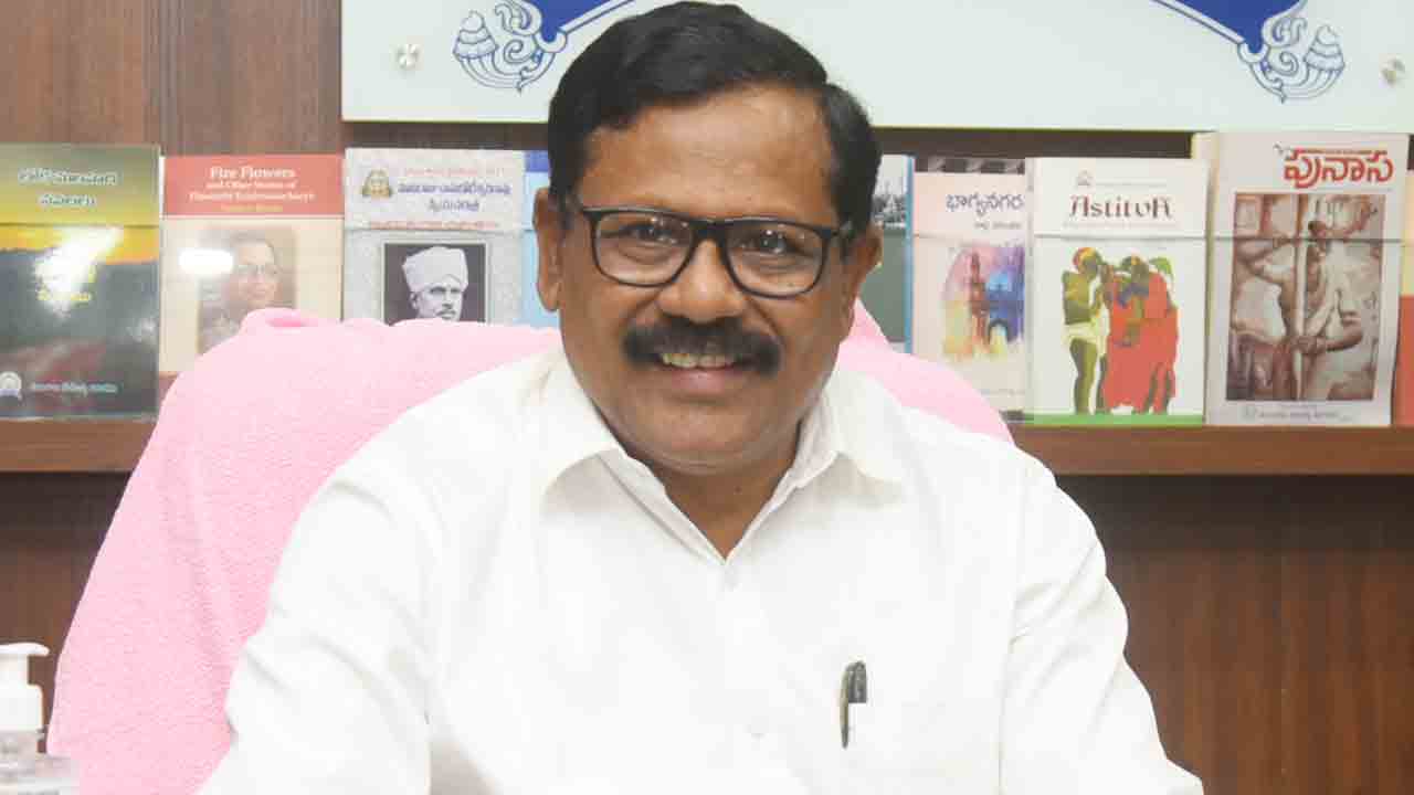 తెలంగాణ చరిత్రను అధ్యయనం చేయాలి