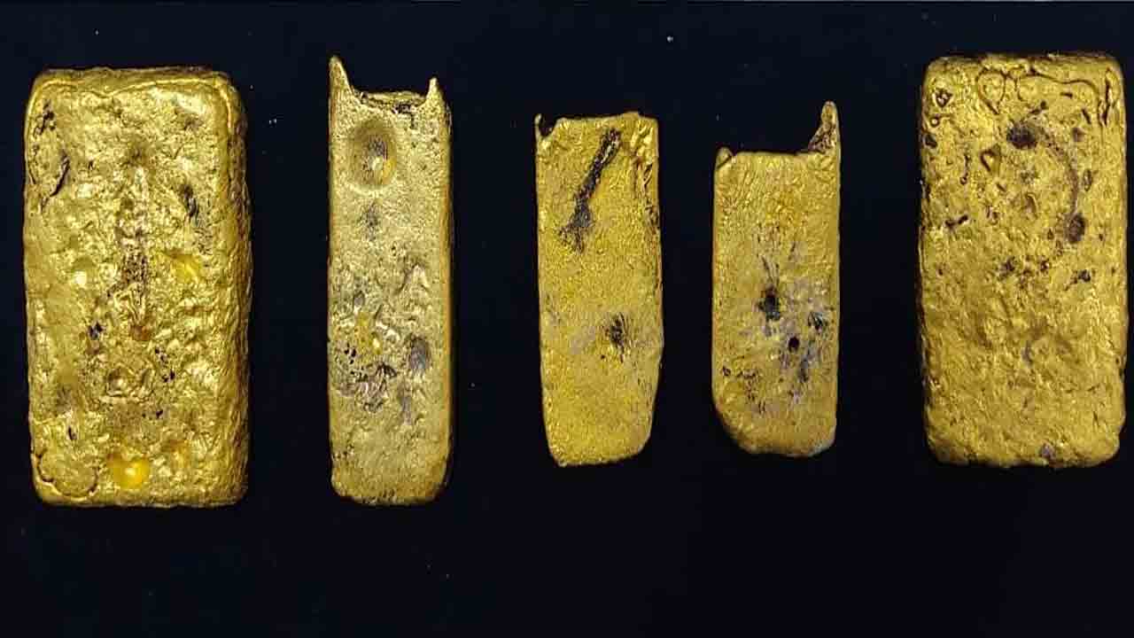 శంషాబాద్‌లో బంగారం పట్టివేత