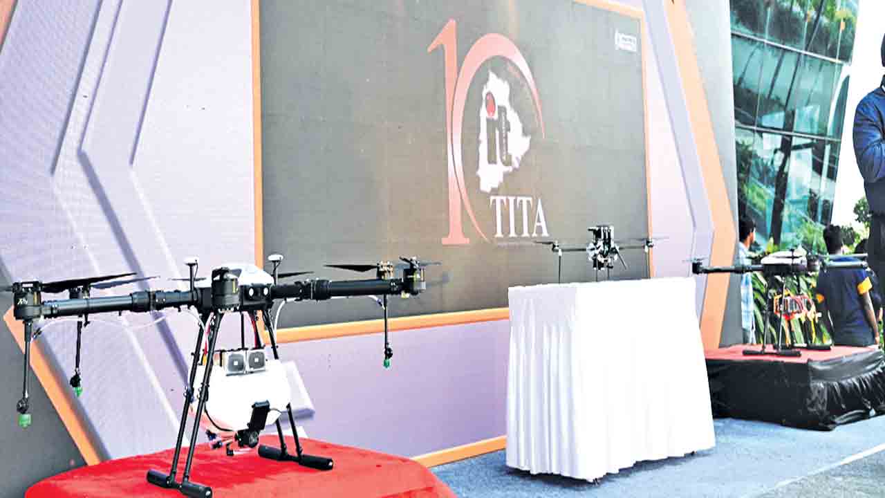 డ్రోన్‌ విప్లవానికి టీటా శ్రీకారం
