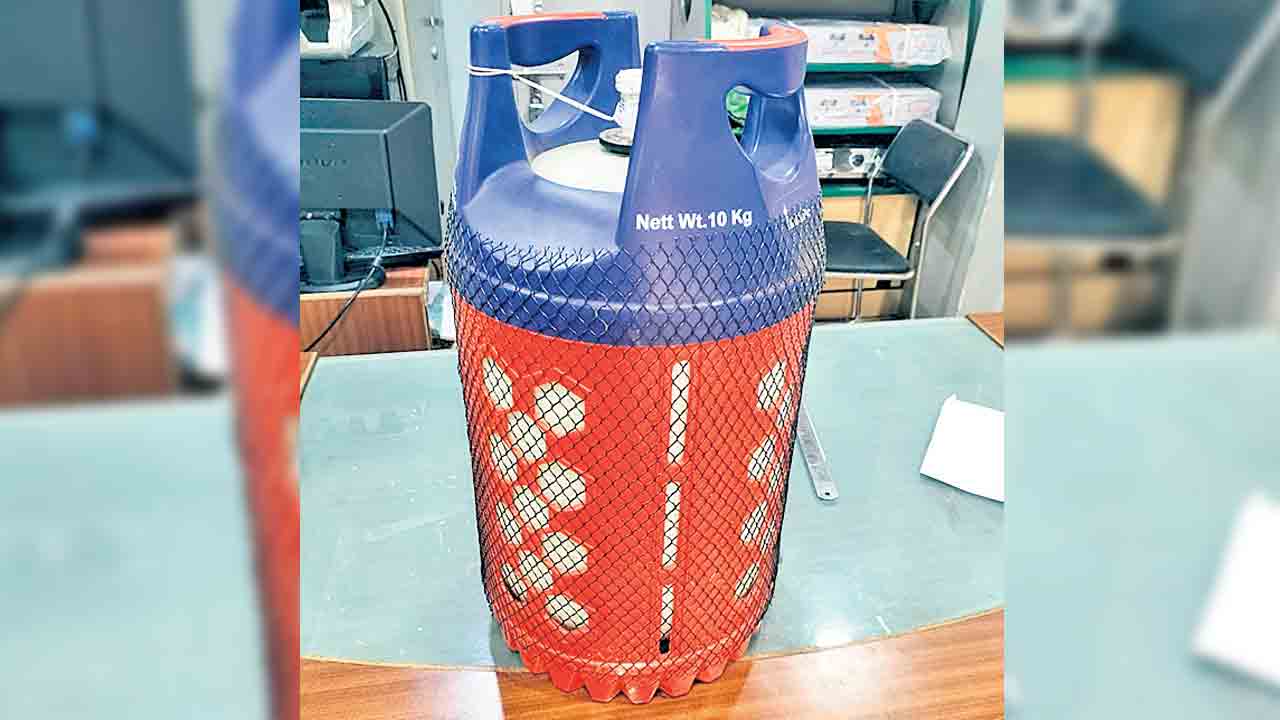 ఫైబర్‌ సిలిండర్‌ ఎంతో సేఫ్‌