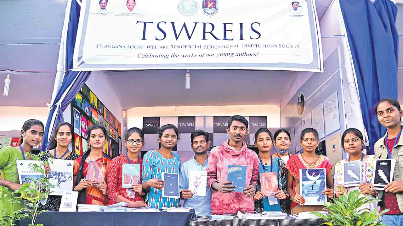 గురుకులంలో విరిసిన సాహితీ కుసుమాలు