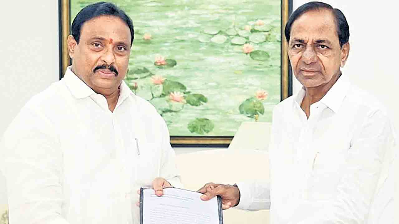 ఫిలింనగర్‌ అగ్ని ప్రమాద బాధితులకు..రూ.5లక్షల చొప్పున ఎక్స్‌గ్రేషియా