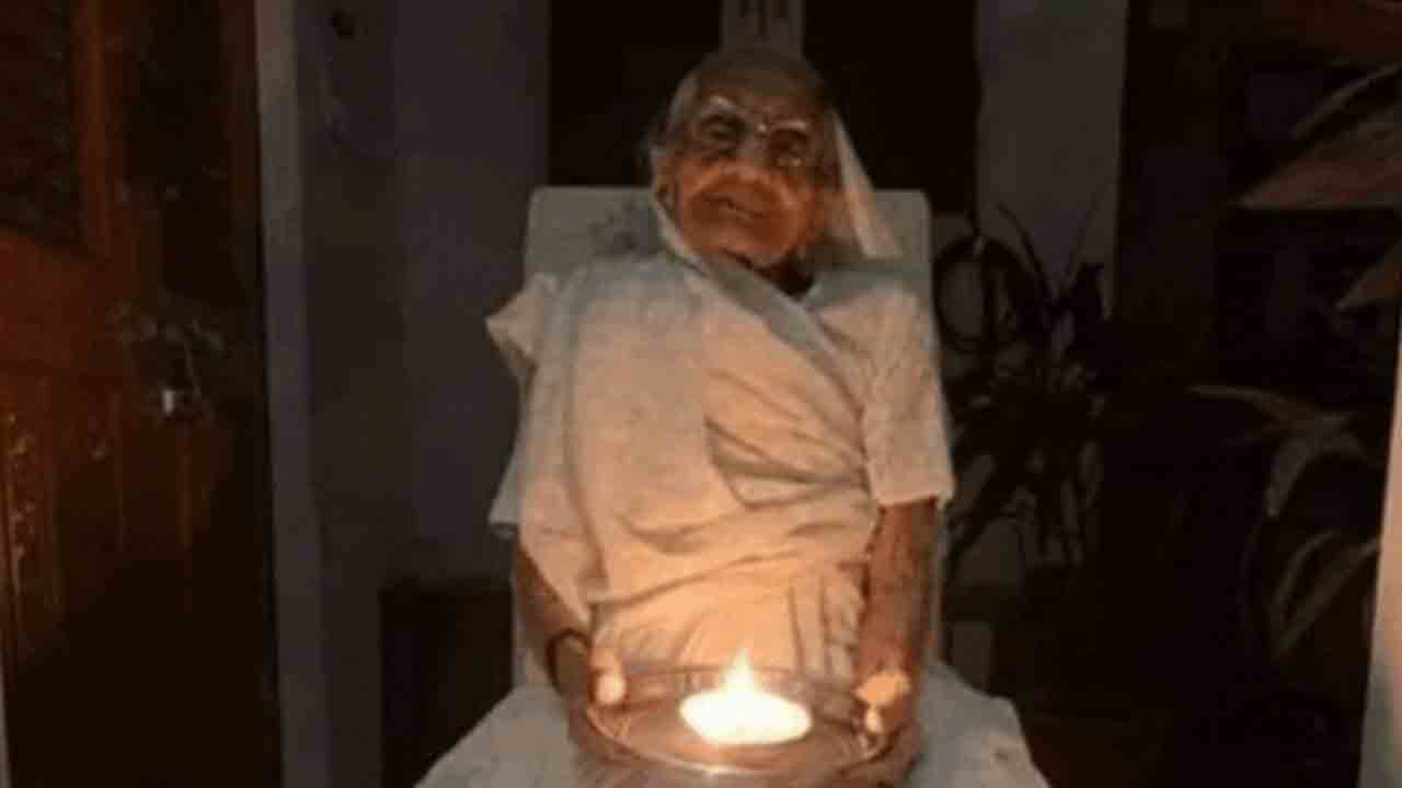 ప్రధాని మోదీ మాతృమూర్తి హీరాబెన్‌ మృతి.. పలువురు ప్రముఖుల సంతాపం