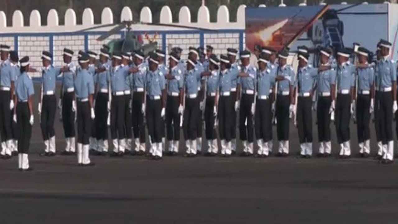 IAF induction | ఘనంగా ఎయిర్‌ఫోర్స్‌ గ్రాడ్యుయేషన్‌ పరేడ్‌.. అతిథిగా బంగ్లాదేశ్‌ ఎయిర్‌ చీఫ్‌ మార్షల్‌