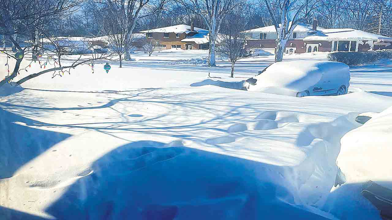 అమెరికాలో 32 మంది మృతి