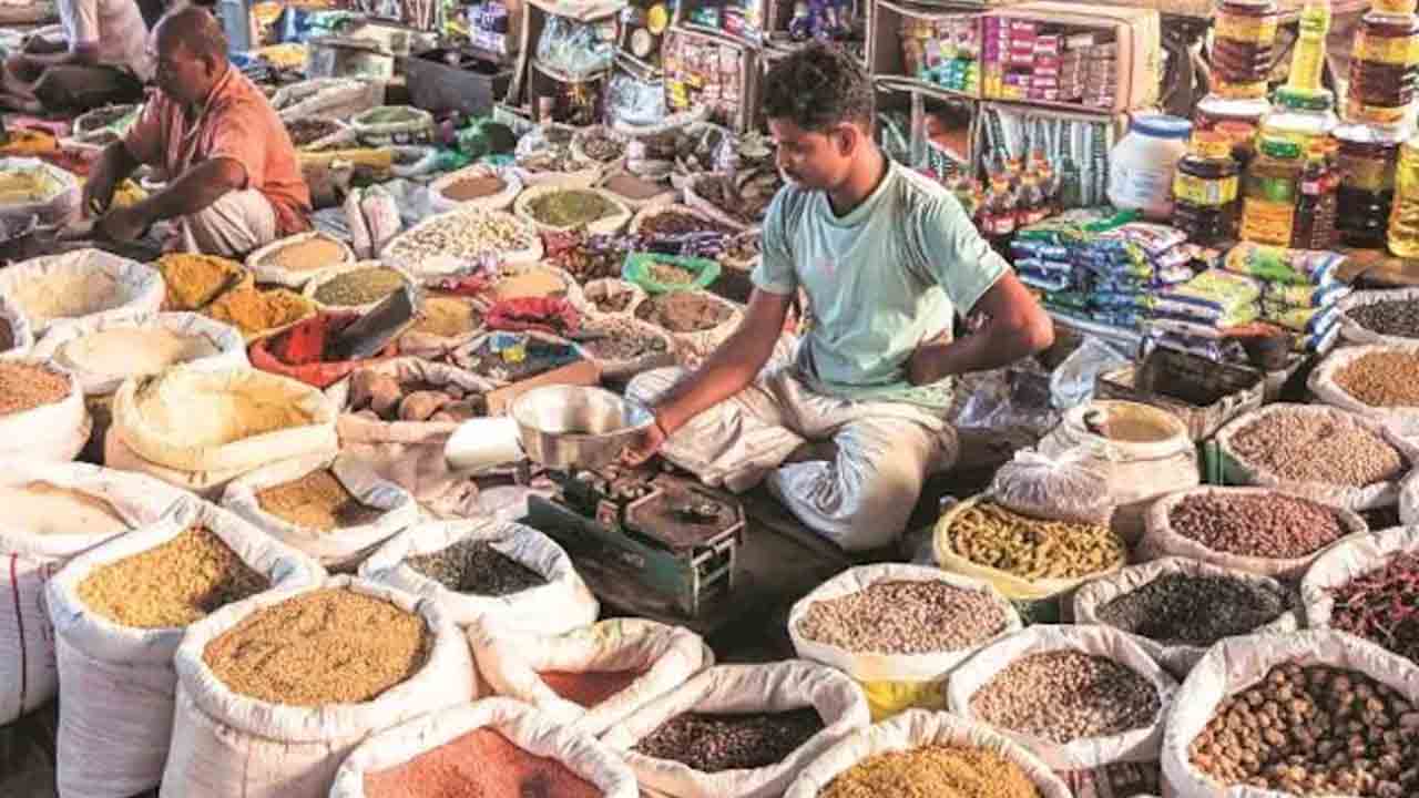 Retail Inflation | హమ్మయ్య.. దిగొచ్చిన రిటైల్ ద్రవ్యోల్బణం.. 11 నెలల తర్వాత ఫస్ట్ టైం