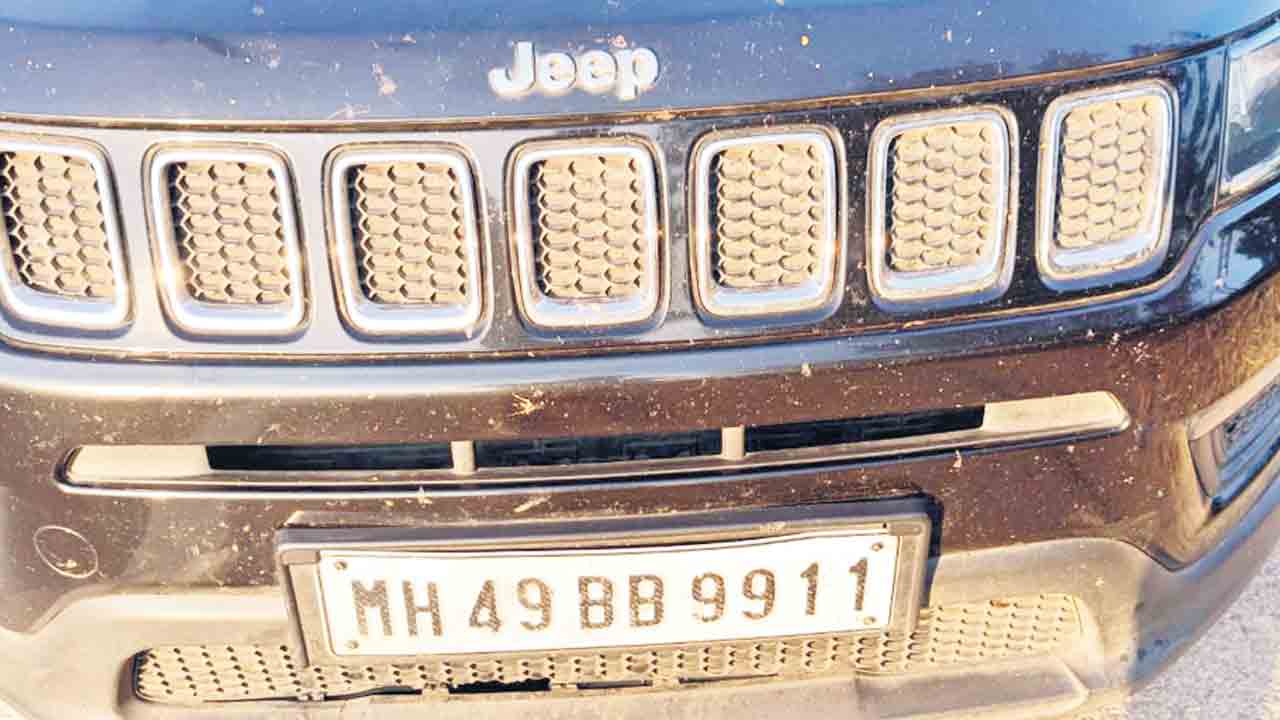 ఓ కారు.. 42 చలాన్లు