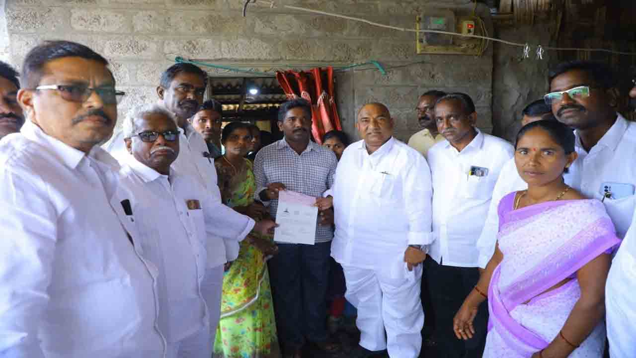 నిరుపేద రోగుల్లో భరోసా నింపుతున్న సీఎం సహాయనిధి