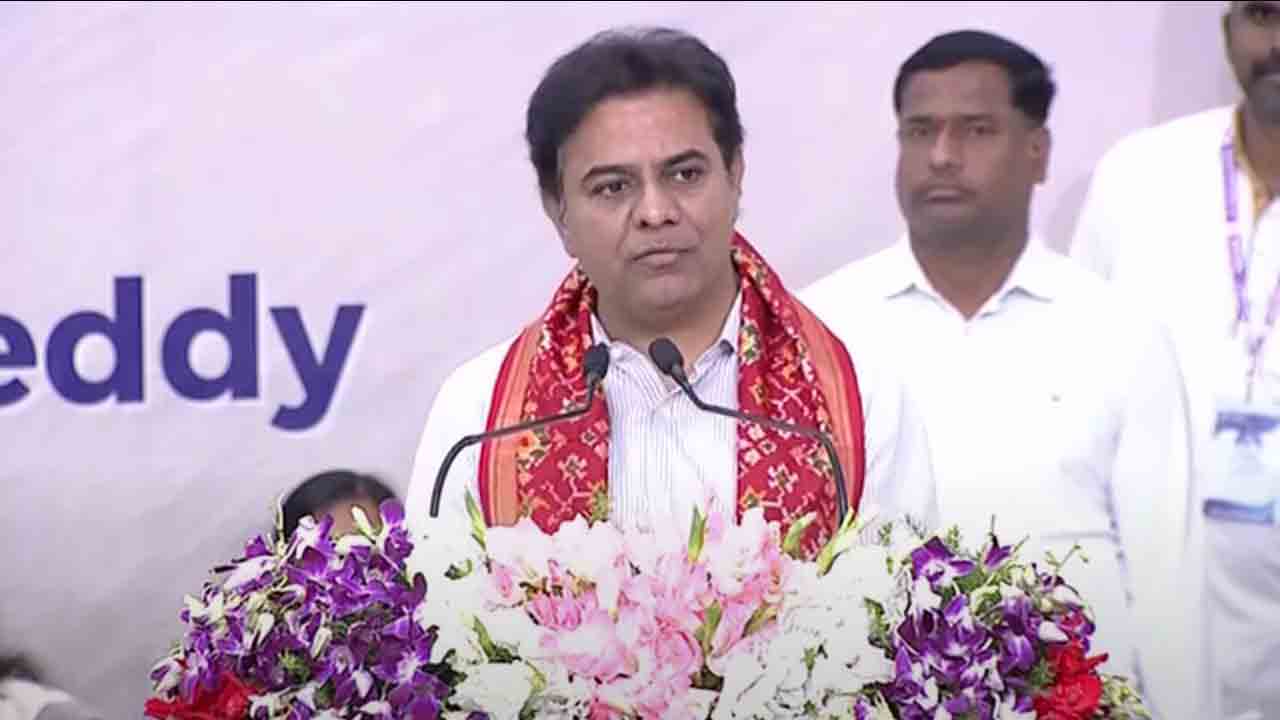 సాంకేతిక యుగంలో అవకాశాలకు కొదువలేదు: మంత్రి కేటీఆర్‌