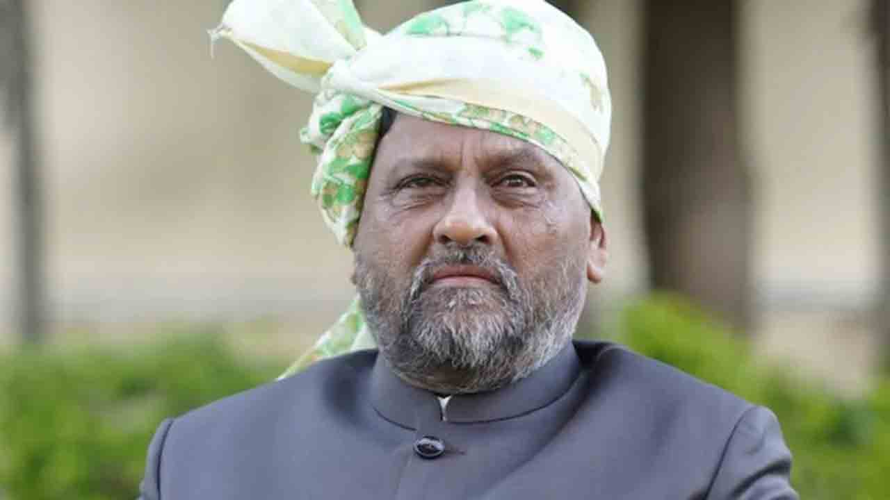 Gujarat poll results | వంతెన కూలిన మోర్బీ నియోజకవర్గంలోనూ.. బీజేపీ అభ్యర్థి ముందంజ..!