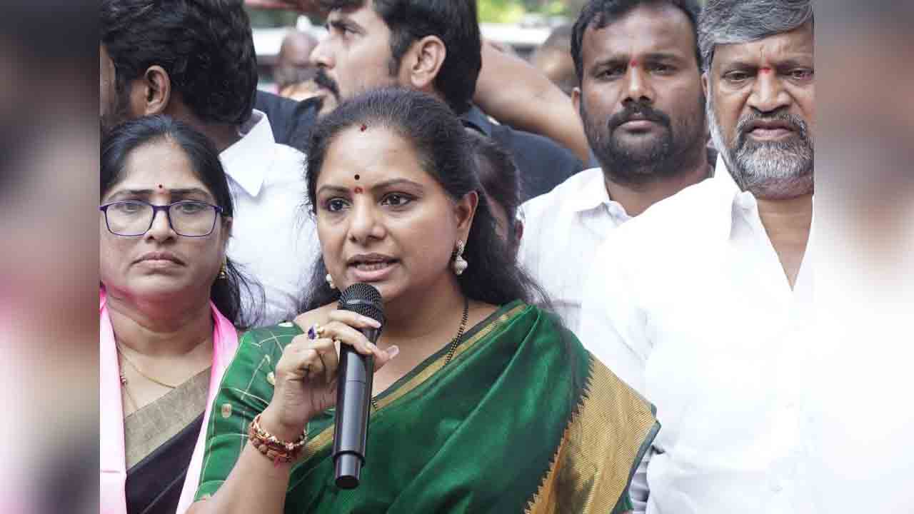 కుట్రను భగ్నం చేసినందుకే.. బీజేపీ కక్ష సాధింపులు : ఎమ్మెల్సీ కవిత