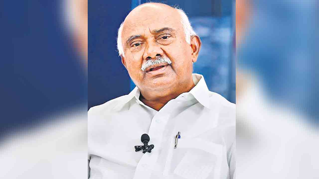 కొనుగోలు నిజం సొమ్ములు అబద్ధం: బీజేపీ ఎమ్మెల్సీ ఏ హెచ్‌ విశ్వనాథ్‌