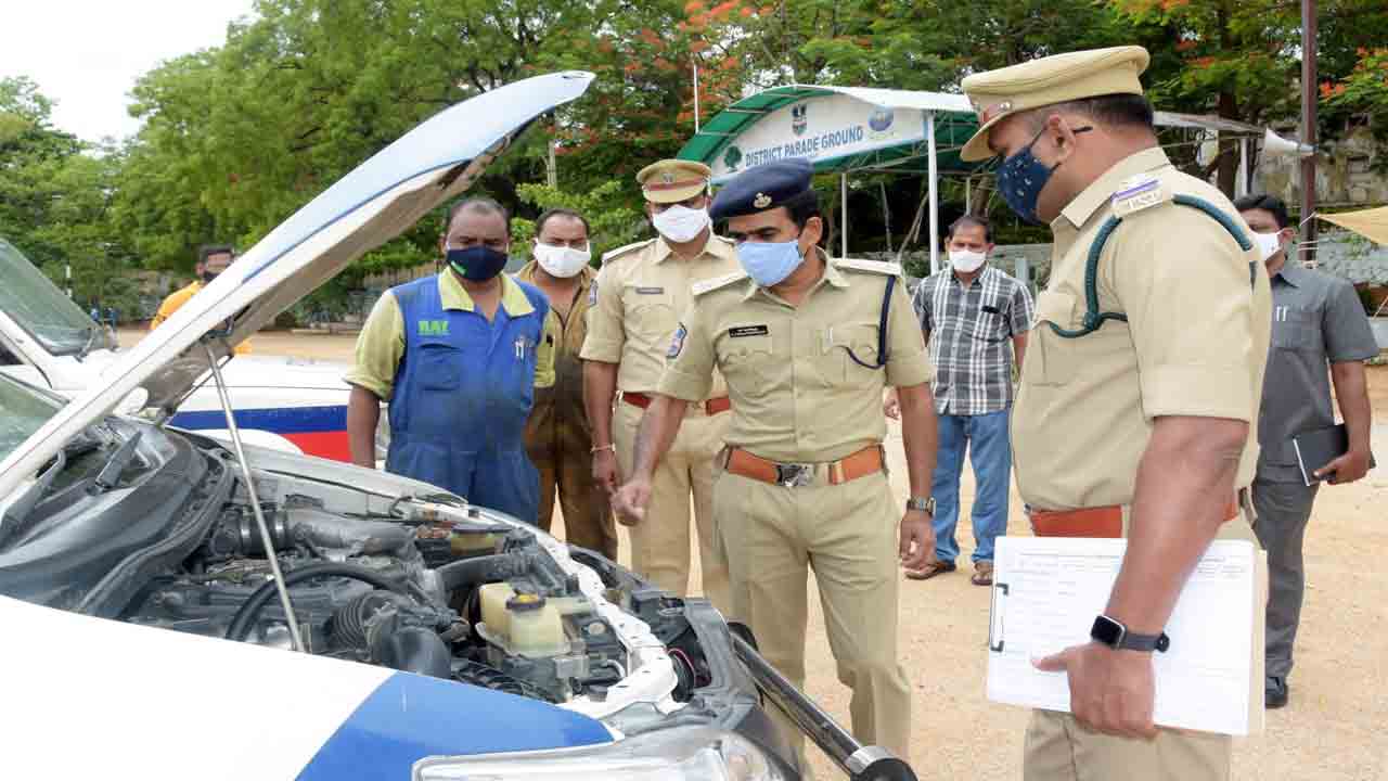 పోలీసు వాహనాలు కండీషన్‌లో ఉండాలి