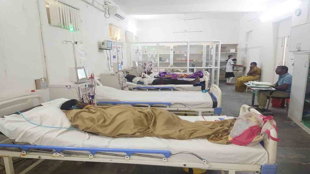 పేదల వైద్యానికి సర్కార్‌ పెద్దపీట