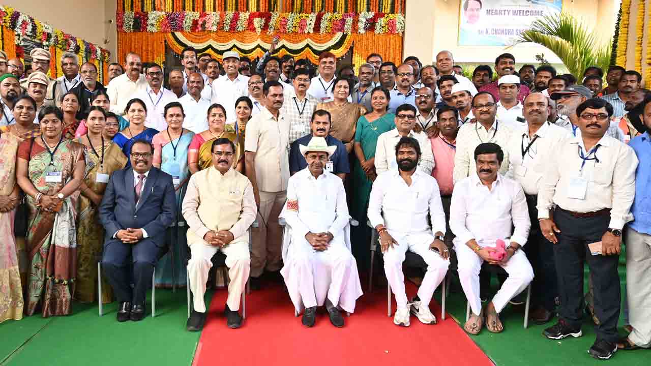 ప్రగతి సారథి రాకతో.. పరవశించిన పాలమూరు