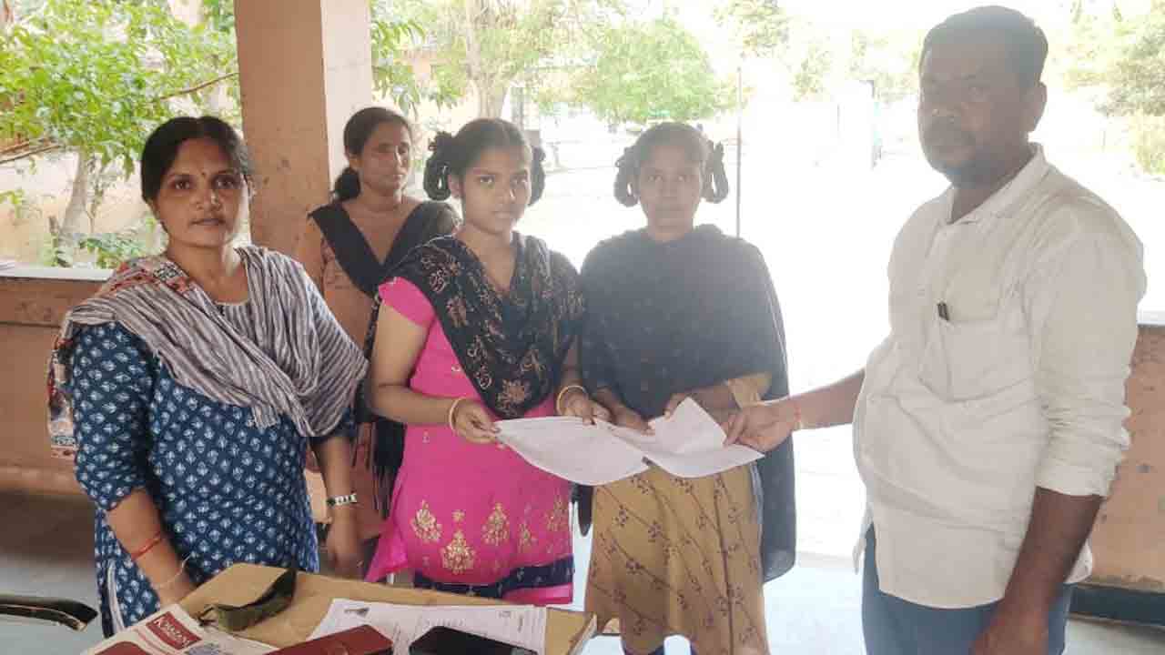 ఓటరు నమోదు ప్రక్రియ పరిశీలన