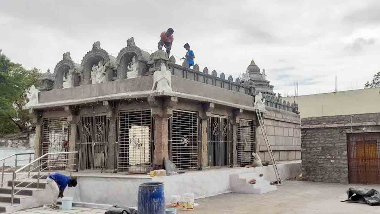 బ్రహ్మాండనాయకుడి వేడుకకు వేళాయే..