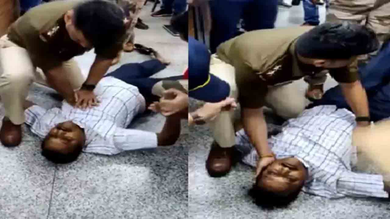 Watch: విమానాశ్రయంలో వ్యక్తికి గుండెపోటు.. సీపీఆర్‌ ద్వారా ప్రాణాలు కాపాడిన సీఐఎస్‌ఎఫ్‌ జవాన్‌