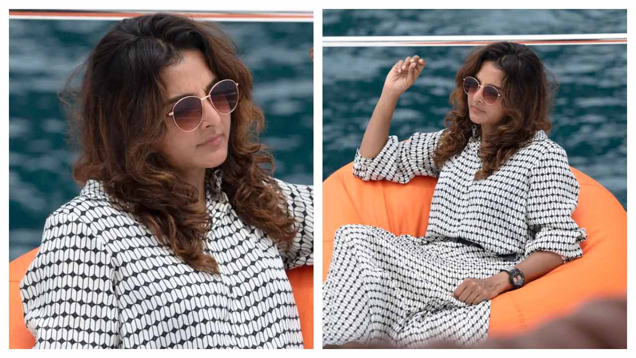 Manju Warrier | అల్ట్రా స్టైలిష్ లుక్‌లో మంజు వారియర్..