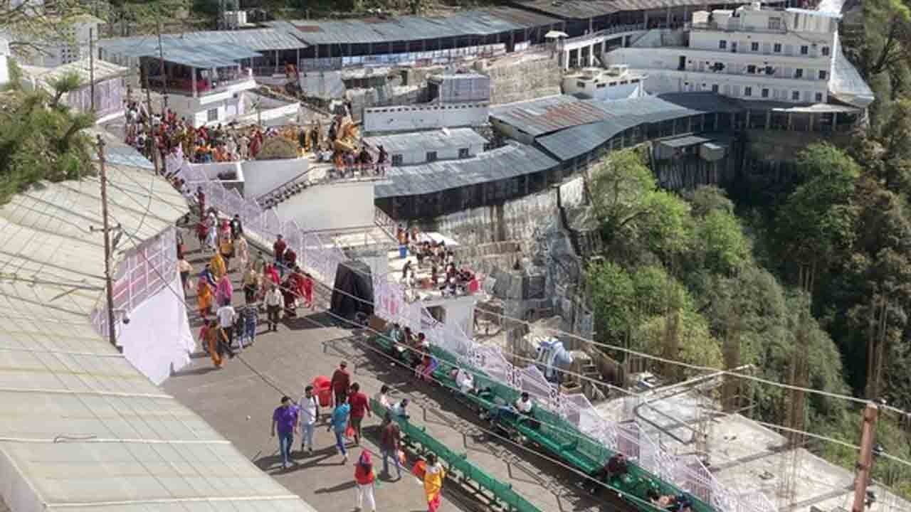 కొత్త సంవత్సర వేడుకల నేపథ్యంలో మాతా వైష్ణోదేవికి భద్రత కట్టుదిట్టం