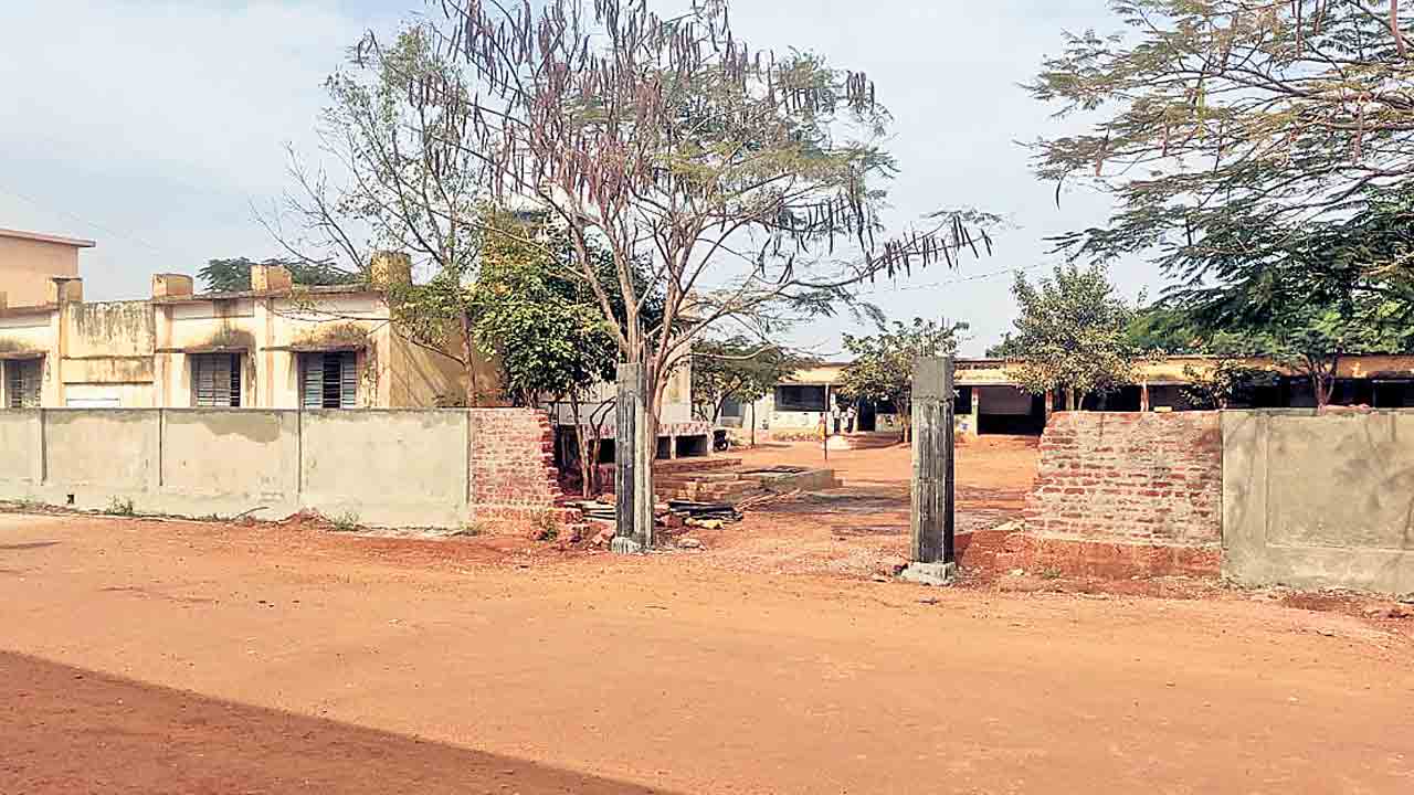 మన బడి వసతుల ఒడి..