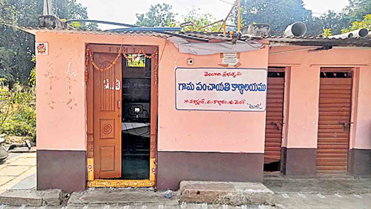 భవనాల నిర్మాణంతో తీరనున్న ఇబ్బందులు