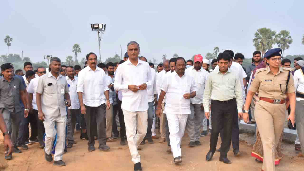 సీఎం పర్యటనను విజయవంతం చేయాలి : మంత్రులు హరీశ్‌, కొప్పుల