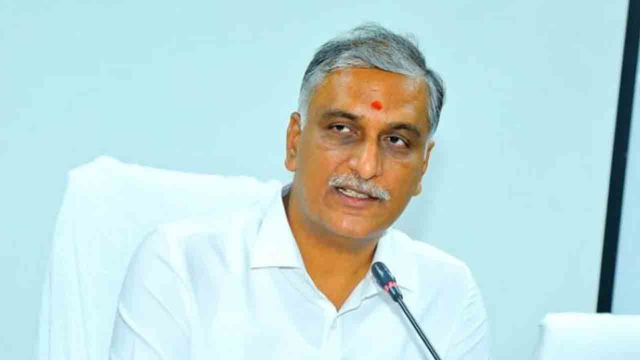 24 గంట‌ల్లో 4 కిడ్నీ స‌ర్జ‌రీలు.. నిమ్స్ వైద్యుల‌కు హ‌రీశ్‌రావు అభినంద‌న‌లు