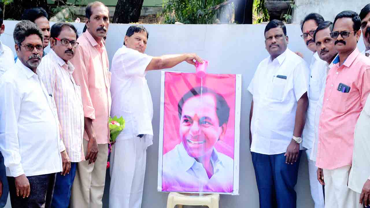 పీఏసీఎస్‌ల్లో హెచ్‌ఆర్‌ ఘనత సీఎం కేసీఆర్‌దే