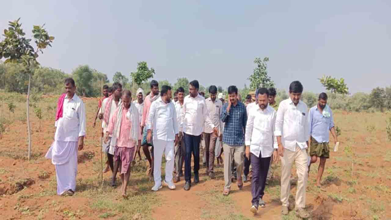 అర్హులైన రైతులందరికీ న్యాయం చేస్తాం