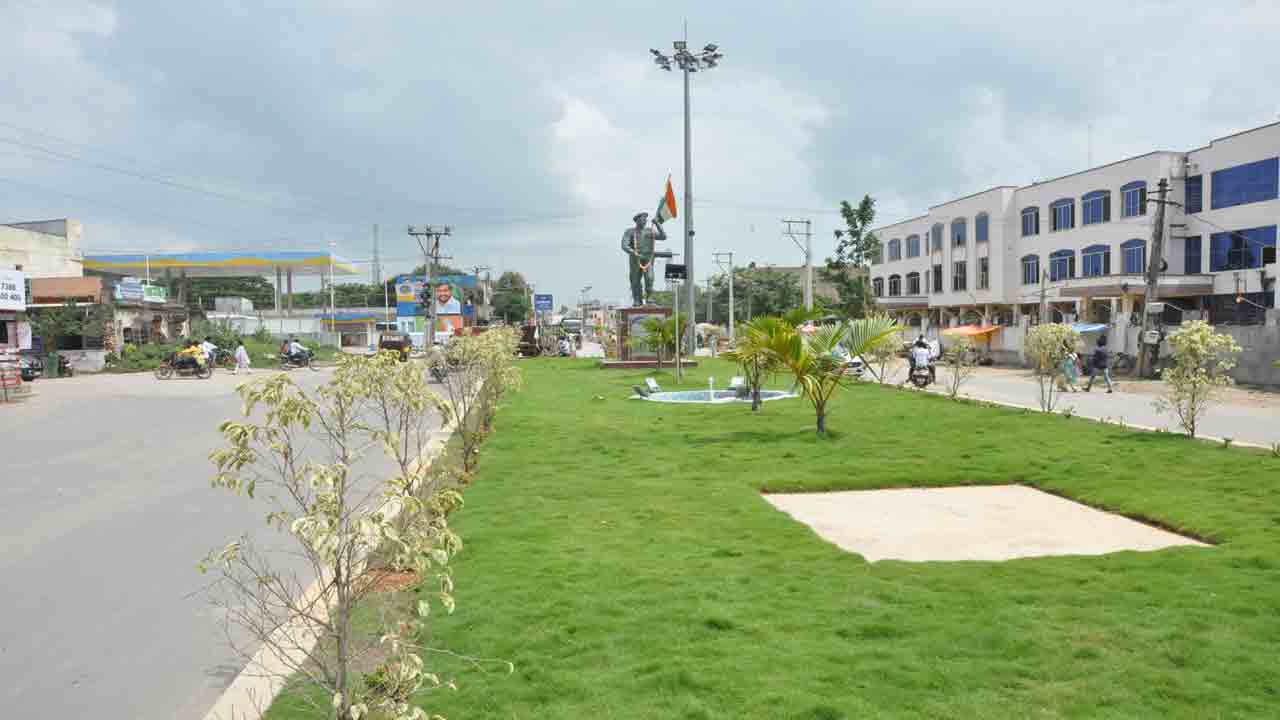 కూడళ్లతో సూర్యాపేటకు కొత్తందాలు