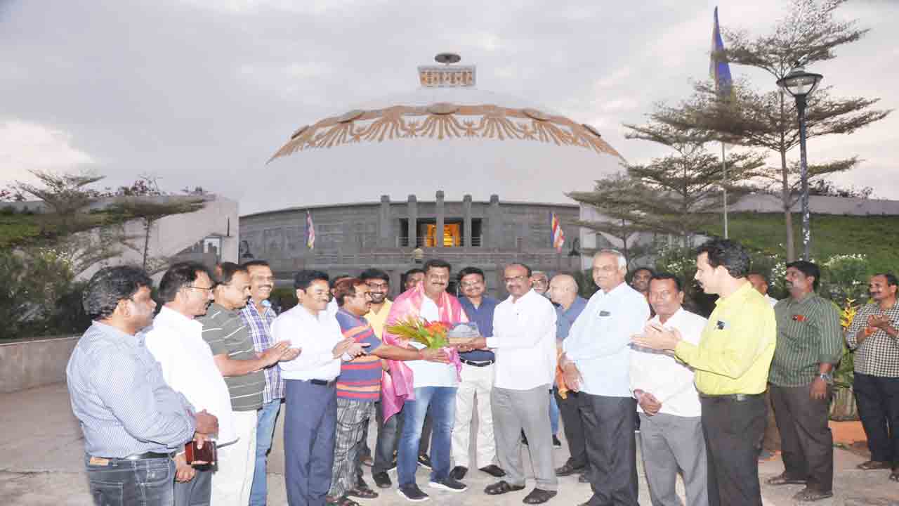 అపురూప బౌద్ధకళా నిలయం బుద్ధవనం