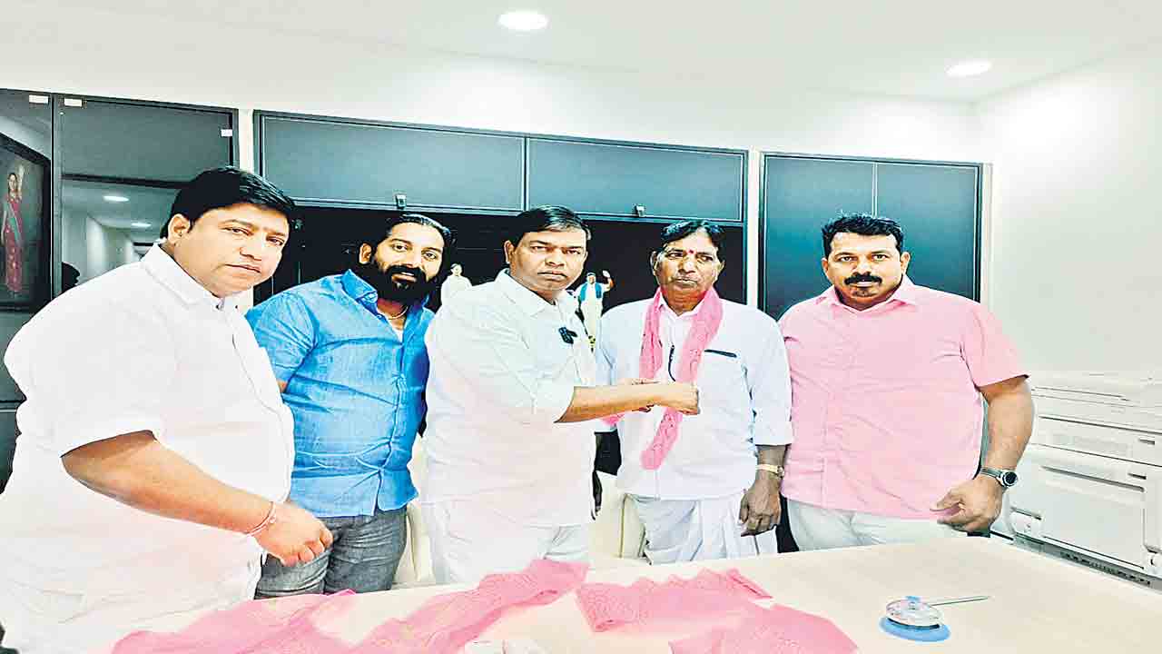 అభివృద్ధిపై చర్చకు సిద్ధమా ?