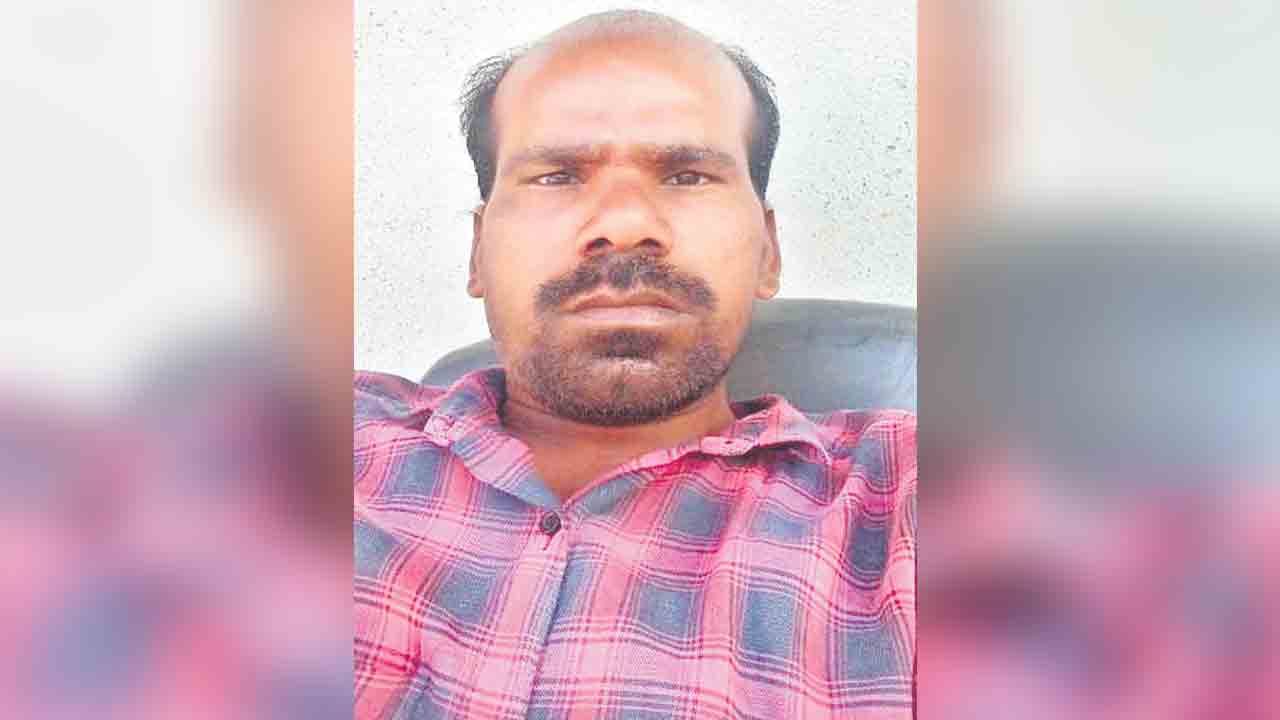 ఆర్థిక ఇబ్బందులతో పిల్లలతో సహా దంపతుల ఆత్మహత్యాయత్నం