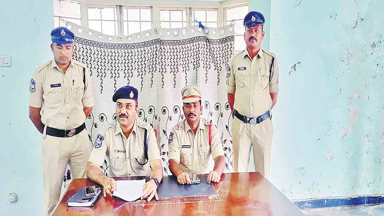 తల్లే చంపేసిది..